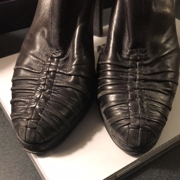 Vintage GUCCI Lambskin Sexy Back Tie Ruched Heels - Picture 10 of 11